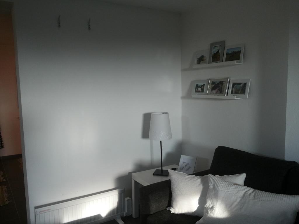 Laegenhet Lillisgarden Guest House Vallåkra Room photo