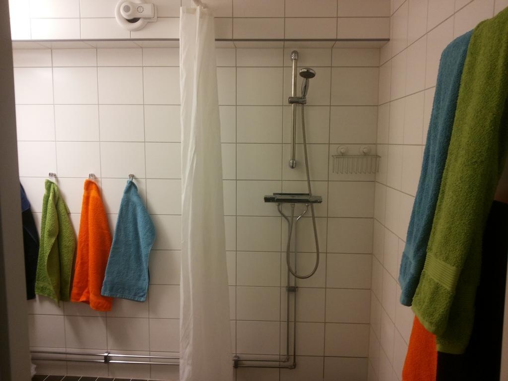 Laegenhet Lillisgarden Guest House Vallåkra Room photo