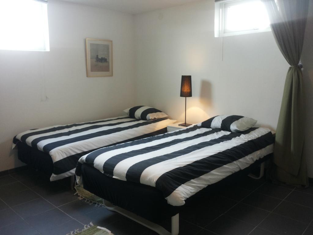 Laegenhet Lillisgarden Guest House Vallåkra Room photo