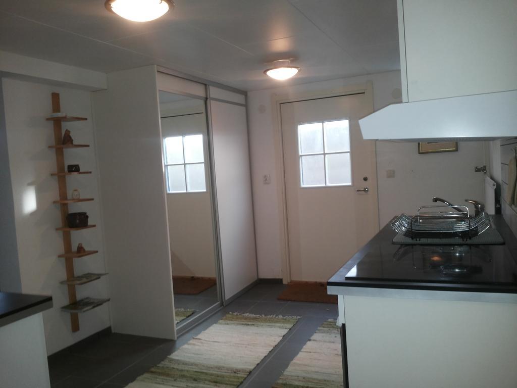 Laegenhet Lillisgarden Guest House Vallåkra Room photo